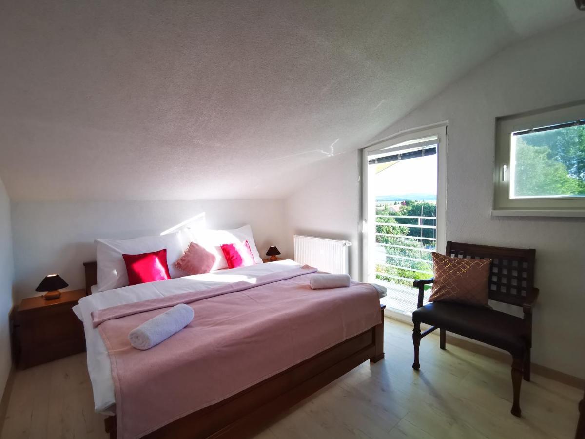 Vila Viktoria Štôla Esterno foto